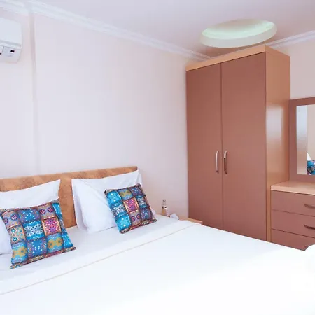 Osama Apart Apartment *